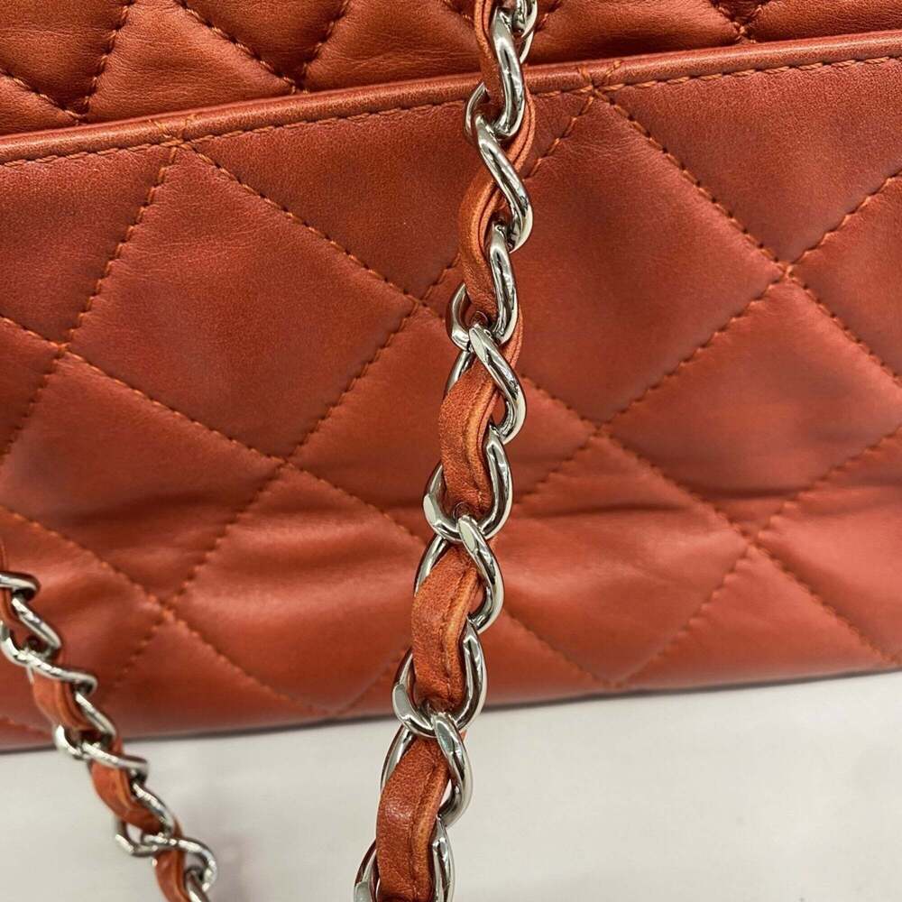 CHANEL Red Lambskin Leather Tote Bag - Picture 8 of 9